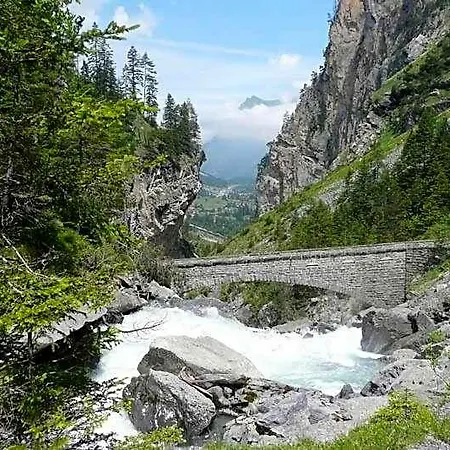 Gasterntal Отель Кандерштег